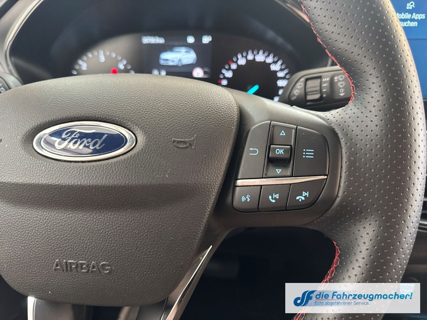 Fahrzeugabbildung Ford Focus ST-Line Navi LED ACC Apple CarPlay Android