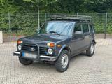 Lada LADA 4x4  Fahrzeug - Lada in Essen