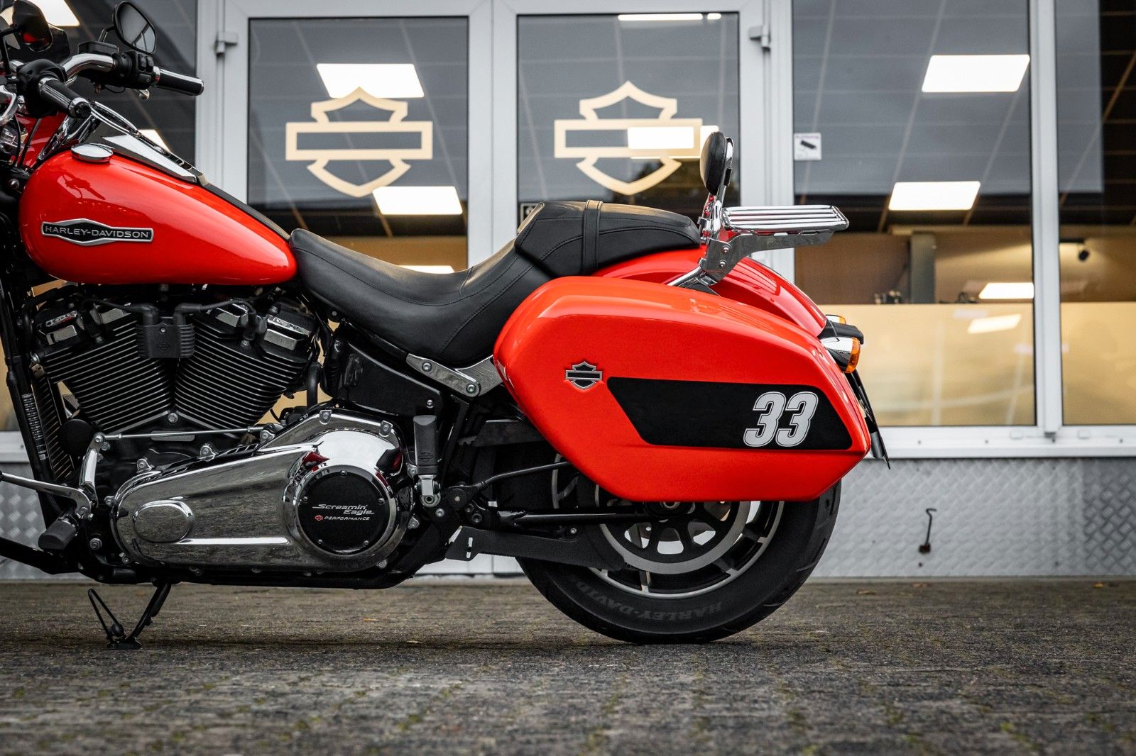 Fahrzeugabbildung Harley-Davidson FLSB SPORT GLIDE 107-Bagger Race Umbau