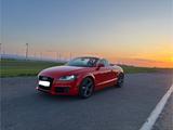 Audi TT Cabrio / Roadster  s-line - Audi TT aus 2011: Line