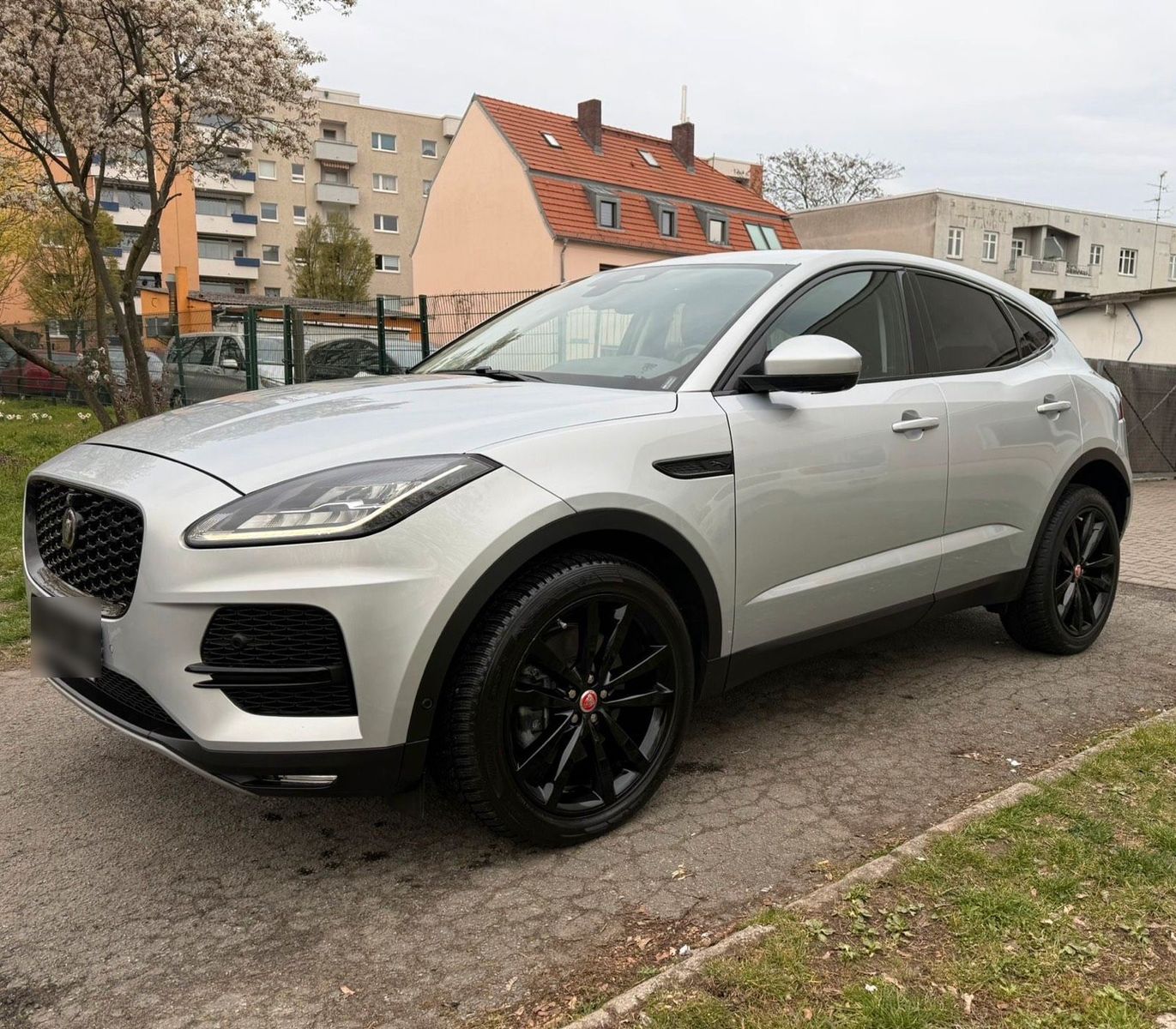 JAGUAR E-Pace
