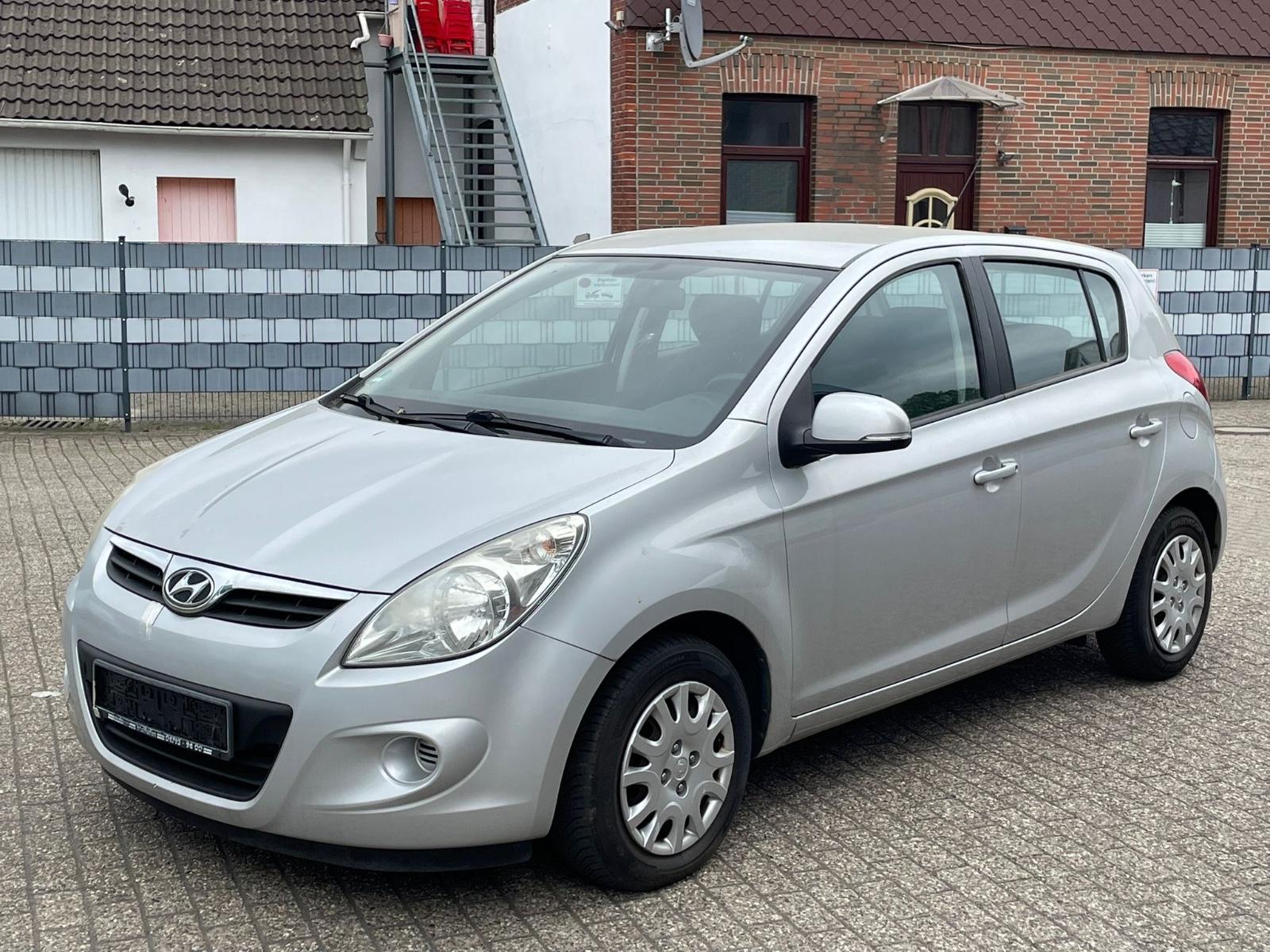 Hyundai i20 Classic TÜV NEU