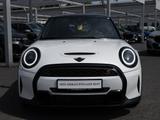 MINI Cooper S Classic Trim LED NAVI SHZ PDC KLIMA - gebrauchte MINI Cooper S aus dem Jahr 2024