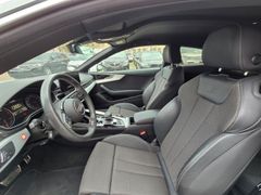 Fahrzeugabbildung A5 Coupe 35 TFSI Interieur-Paket S line