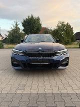 BMW 330eMSport Autom. 360°. H/K HUD DrivAs.Schiebed. - BMW 3er Reihe: E36
