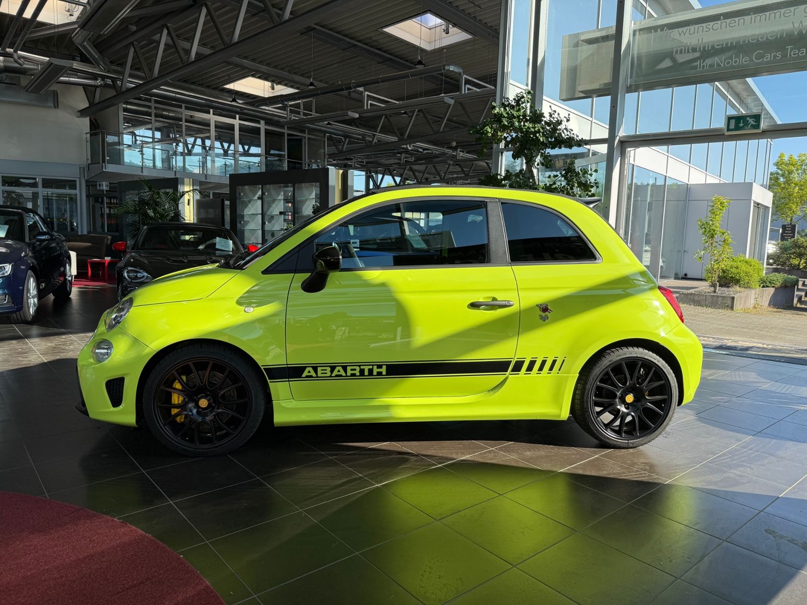 Fahrzeugabbildung Abarth 595 C Competizione BEATS KLIMA NAVI ALU