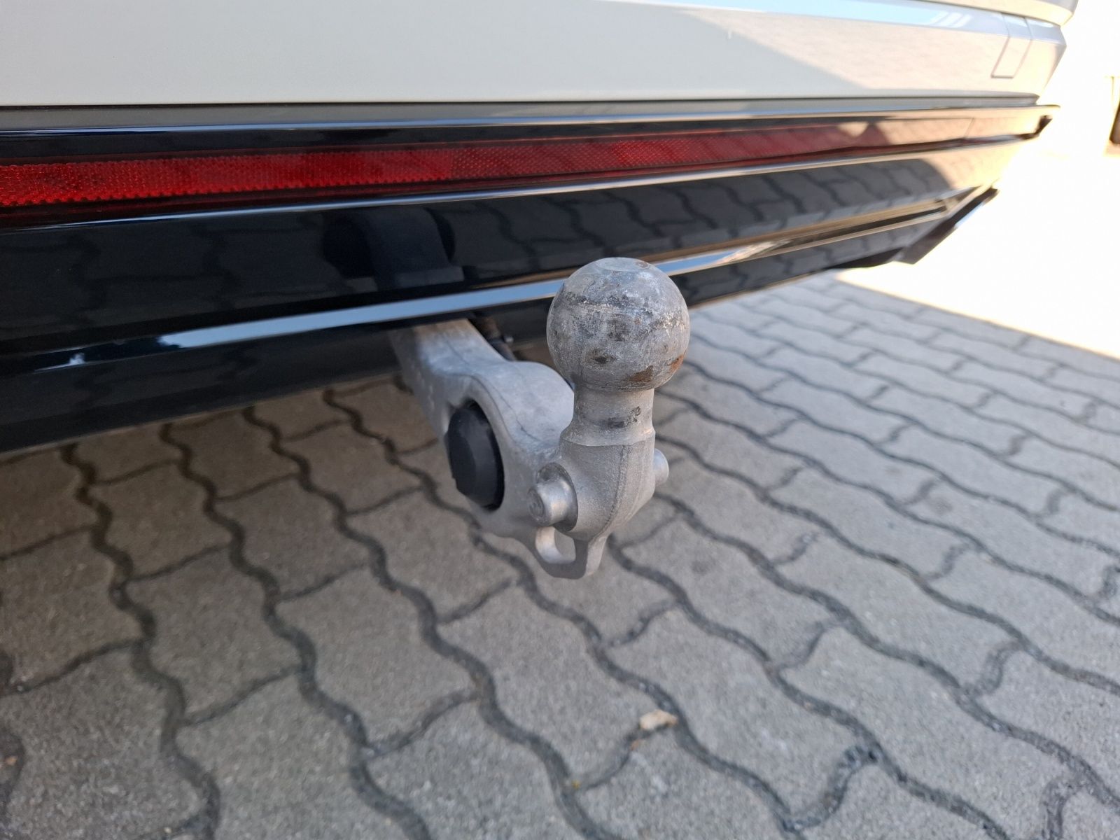 Fahrzeugabbildung Volkswagen Touareg TDI R-Line 4M Matrix AHK Pano Leder Luft