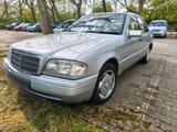 Mercedes-Benz mercedes benz C220  H-kennnzeichen TÜV neu - gebrauchte Mercedes-Benz C 220 aus dem Jahr 1993