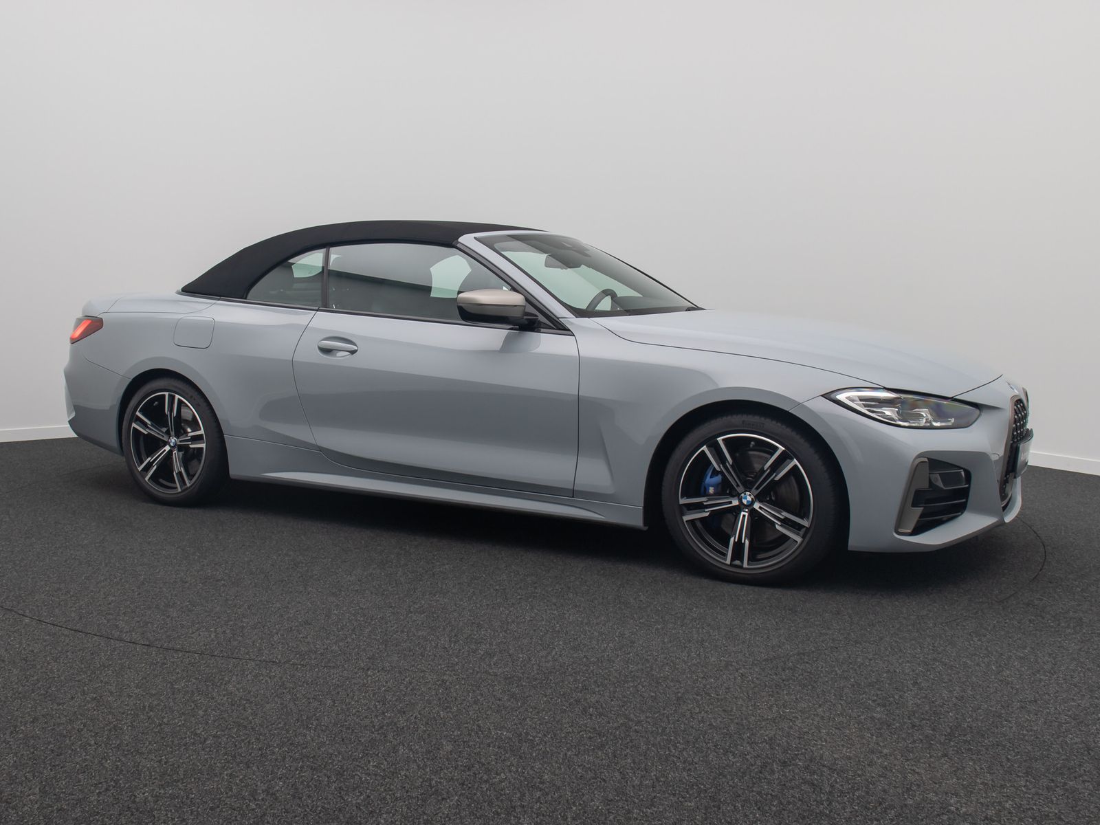 Fahrzeugabbildung BMW M440i Cabrio DAB H/K CockPitPro AHK Alarm 18Zoll