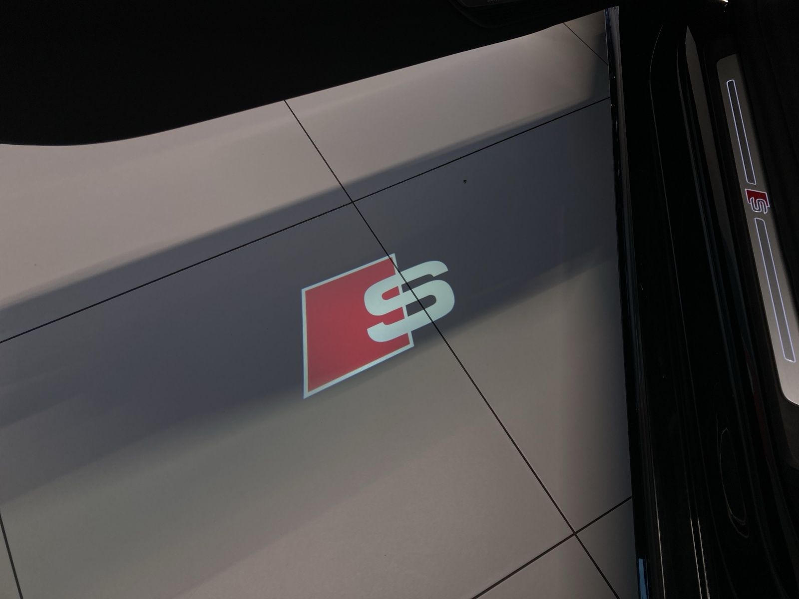 Fahrzeugabbildung Audi S5 Sportback TDI quattro STH Matrix Navi Pano AV
