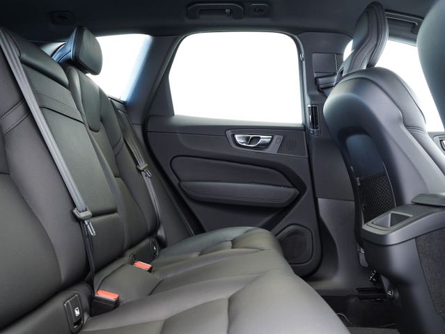 Fahrzeugabbildung Volvo XC60 D4 AWD R Design INTELLISAFE/ACC/HEAD-UP