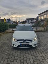 Mercedes-Benz B 200 - Sport  - Mercedes-Benz B 200 in Bonn