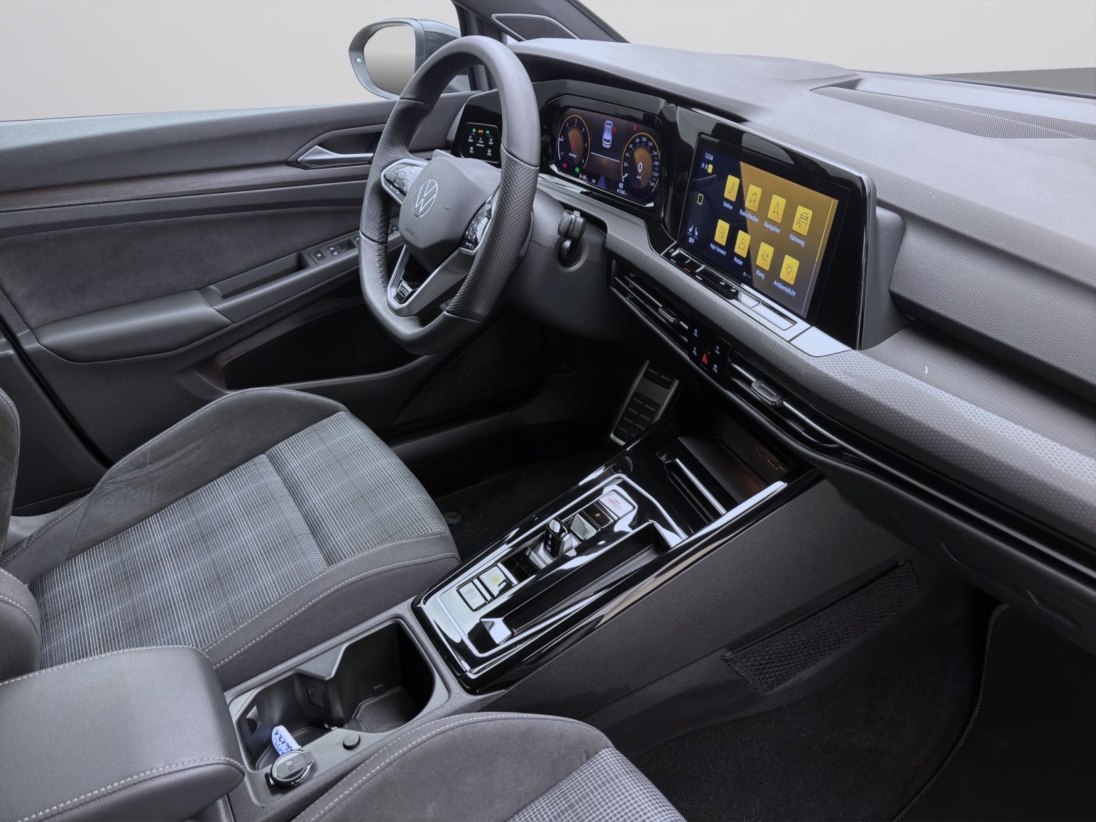 Volkswagen Golf - Bild 17