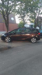 Opel Zafira Tourer 1.6 l Navi*Kamera*