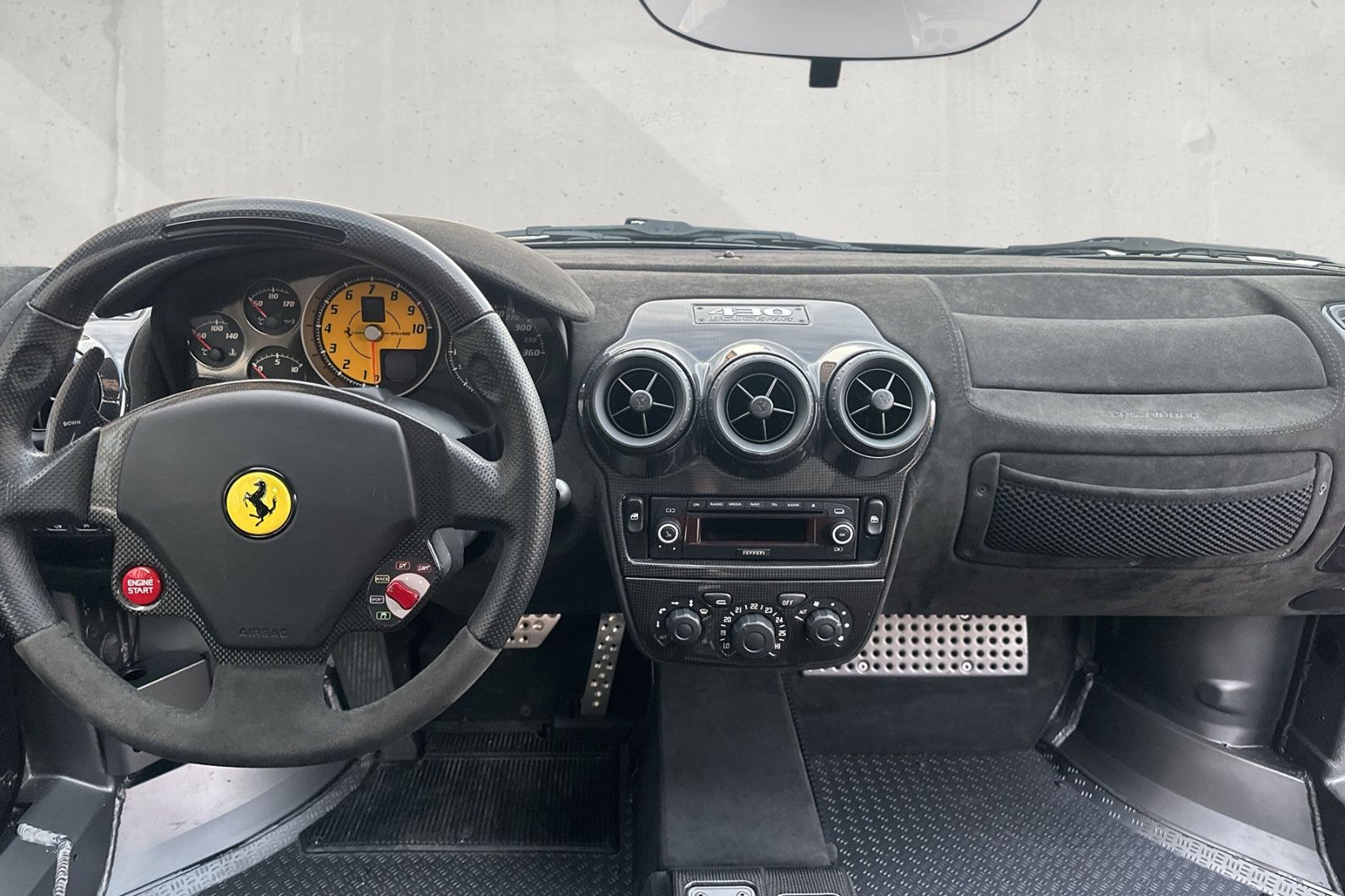 Fahrzeugabbildung Ferrari 430 Scuderia F1*LED*Carbon*dt. Fahrzeug*