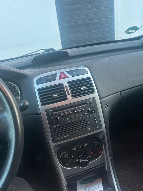 Peugeot 307