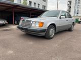 Mercedes-Benz Mercedes 230e  erste Hand Oldtimer - Mercedes-Benz 230 aus 1991