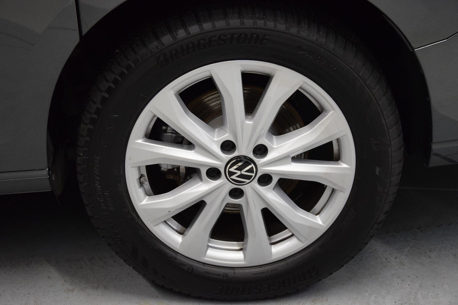 Fahrzeugabbildung Volkswagen Caddy Style Maxi Navi LED ACC 7 Sitze