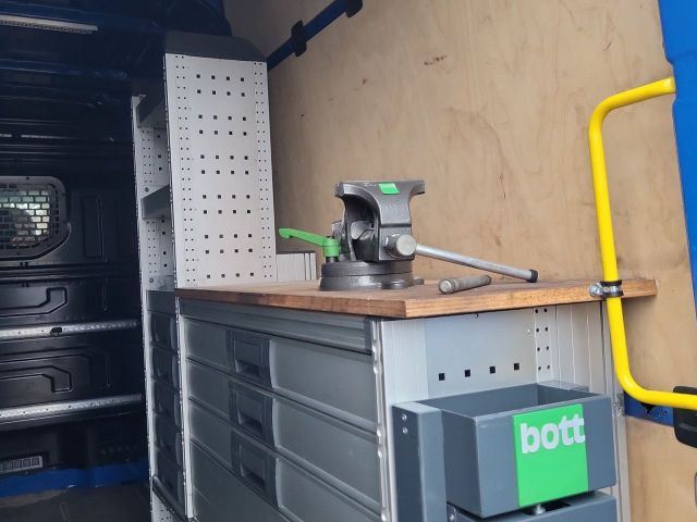 Crafter 35 2.0 TDI HD Aut. Klima AHK Kamera SHZ