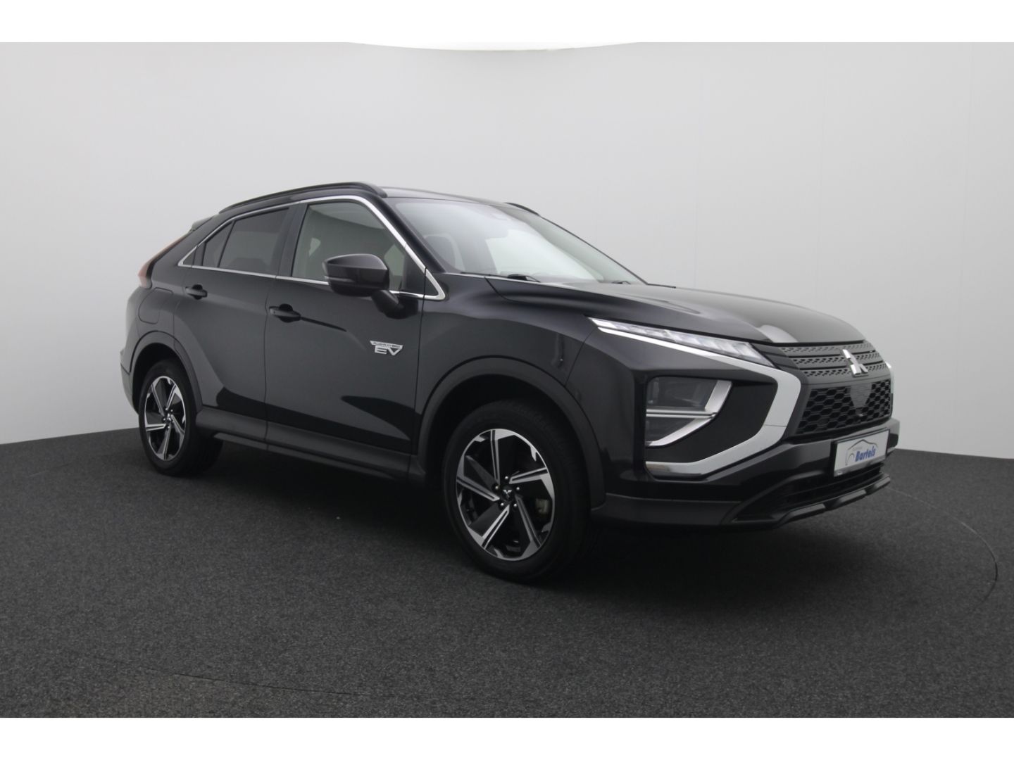 Fahrzeugabbildung Mitsubishi Eclipse Cross Basis Hybrid 4WD SHZ Rückfahrkam