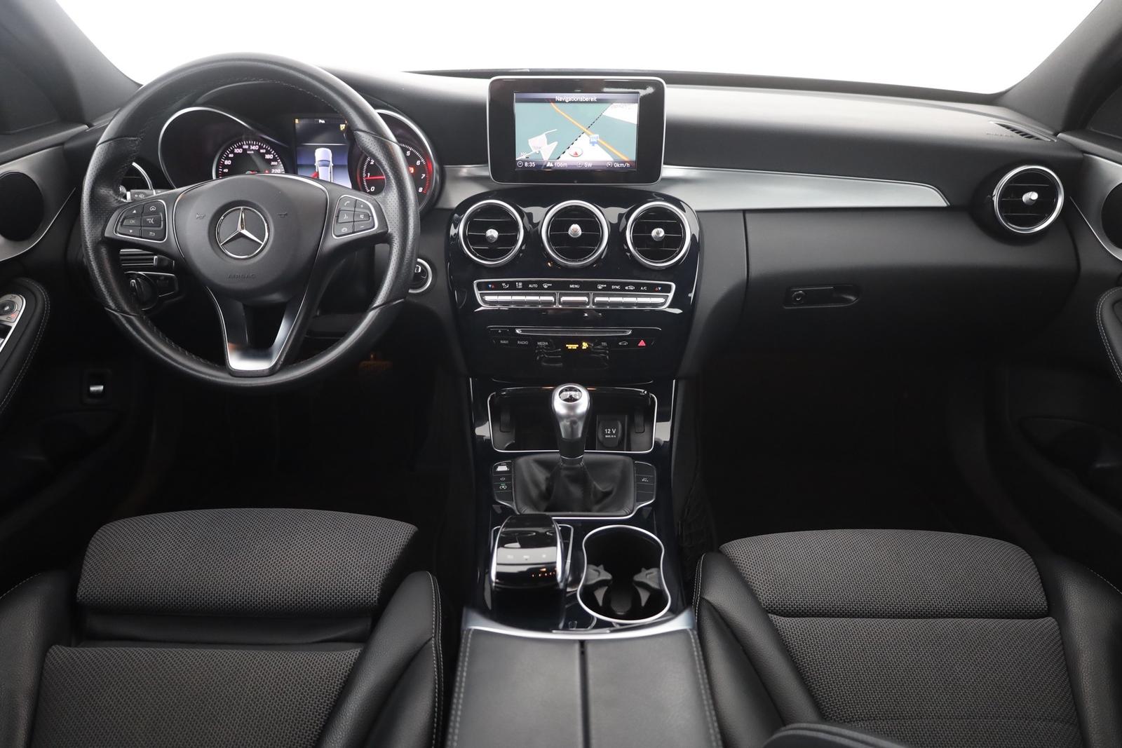 Mercedes-Benz C180 T Avantgarde LED Navi Sitzheizung Tempomat