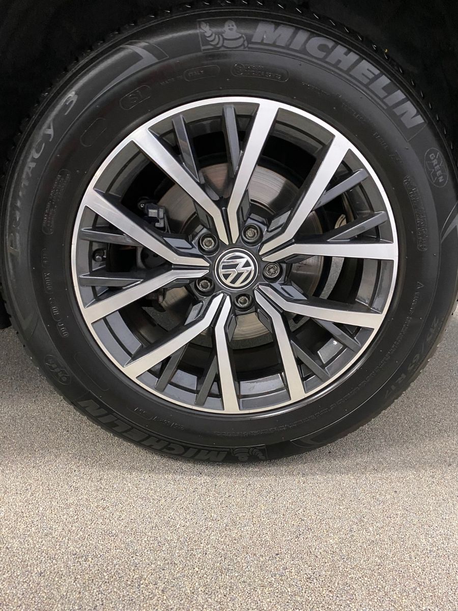 Fahrzeugabbildung Volkswagen Tiguan 1.4 TSI Trendline+NAVIGATION+AHK schwenk+