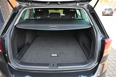VW Passat Variant 2.0 TDI Business Navi AHK CarPlay VW Passat Variant 2.0 TDI Business Navi AHK CarPlay