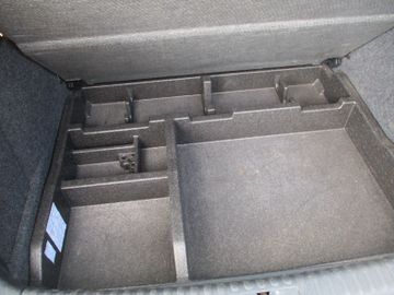 Volkswagen Tiguan - 11