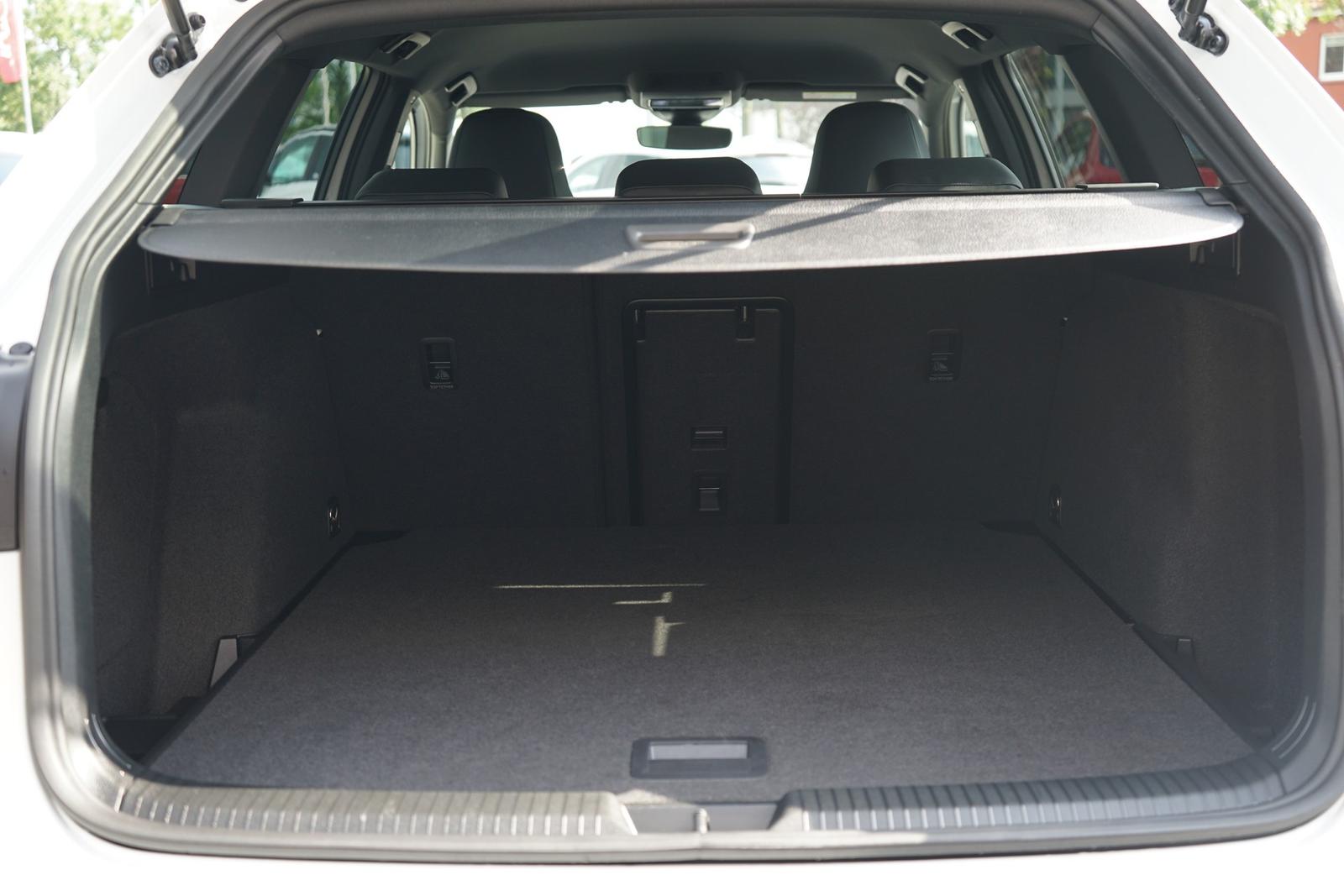 Volkswagen Golf VIII Variant 1.5 TSI R-Line LED Navi ACC, миниатюра 8