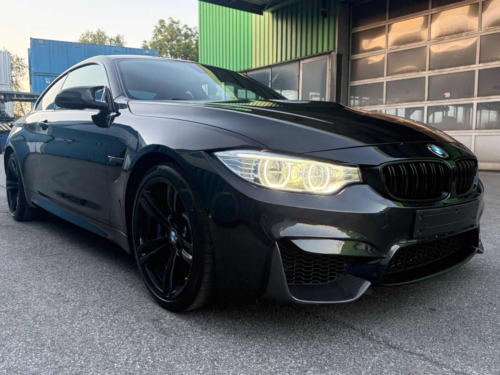 BMW M4 Coupé *CARBON*NAVI*TITAN-ESD*ABSOULT-VOLL*