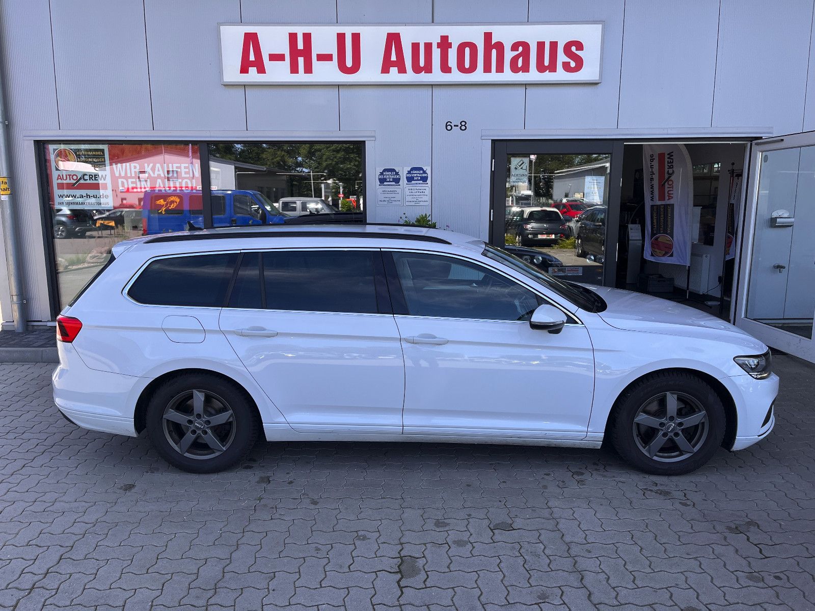 Fahrzeugabbildung Volkswagen Passat Variant Business