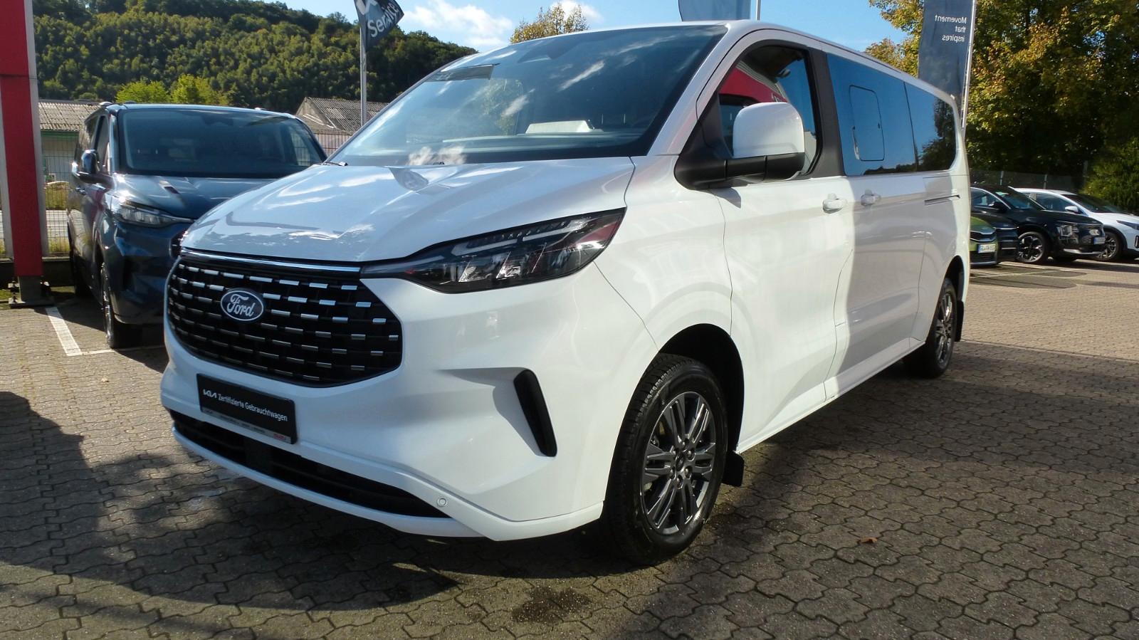 Ford Tourneo Custom Bus 320 L2/H1 Titanium AHK