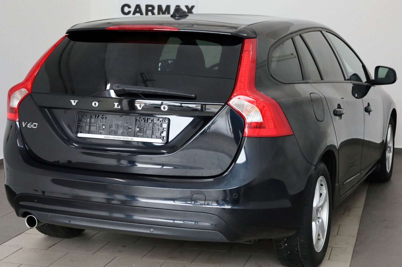 Fahrzeugabbildung Volvo V60 Kombi Business Edition Xenon,Navi,Harman/K,