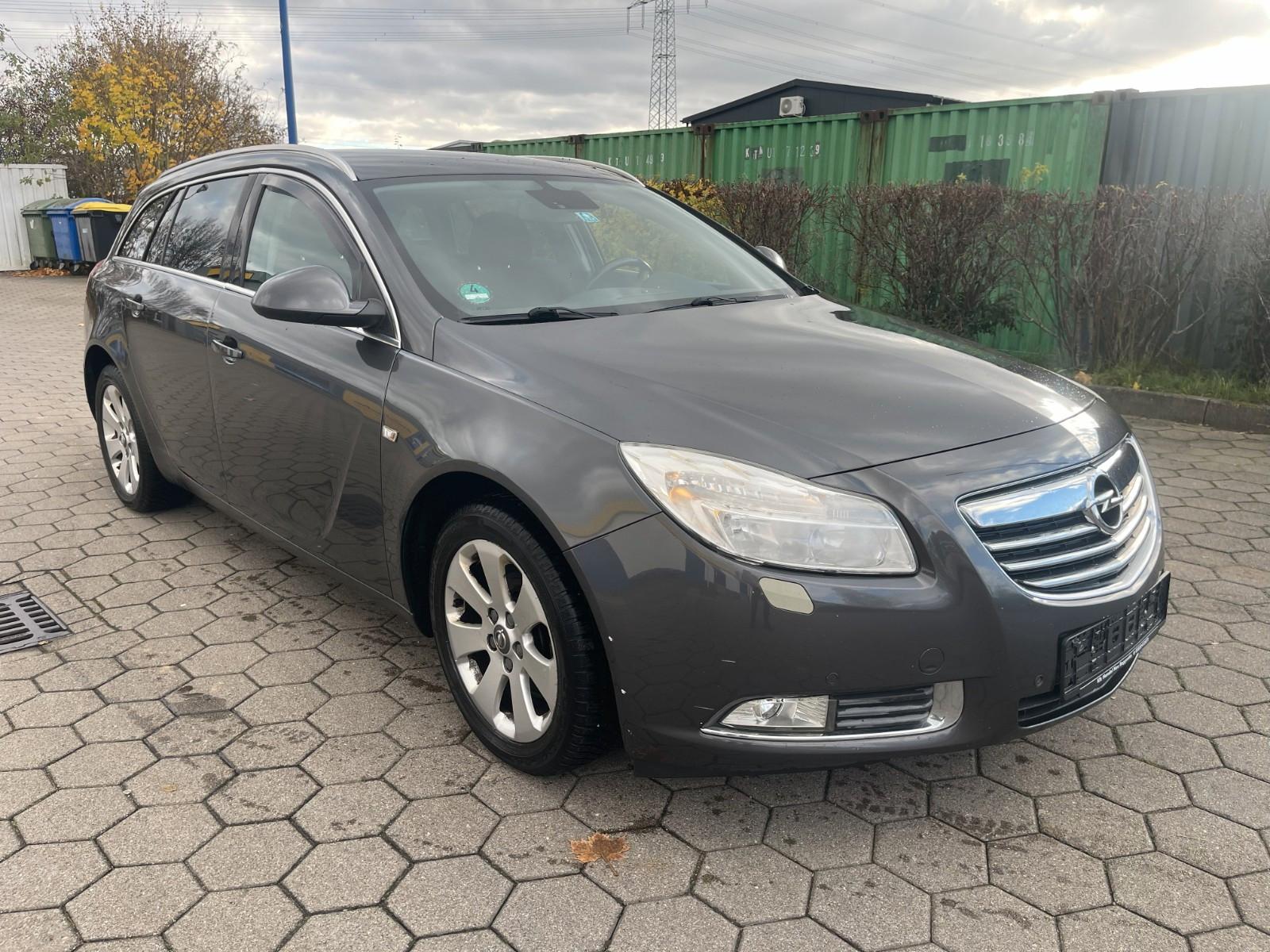 Opel Insignia A Sports Tourer Design Edition