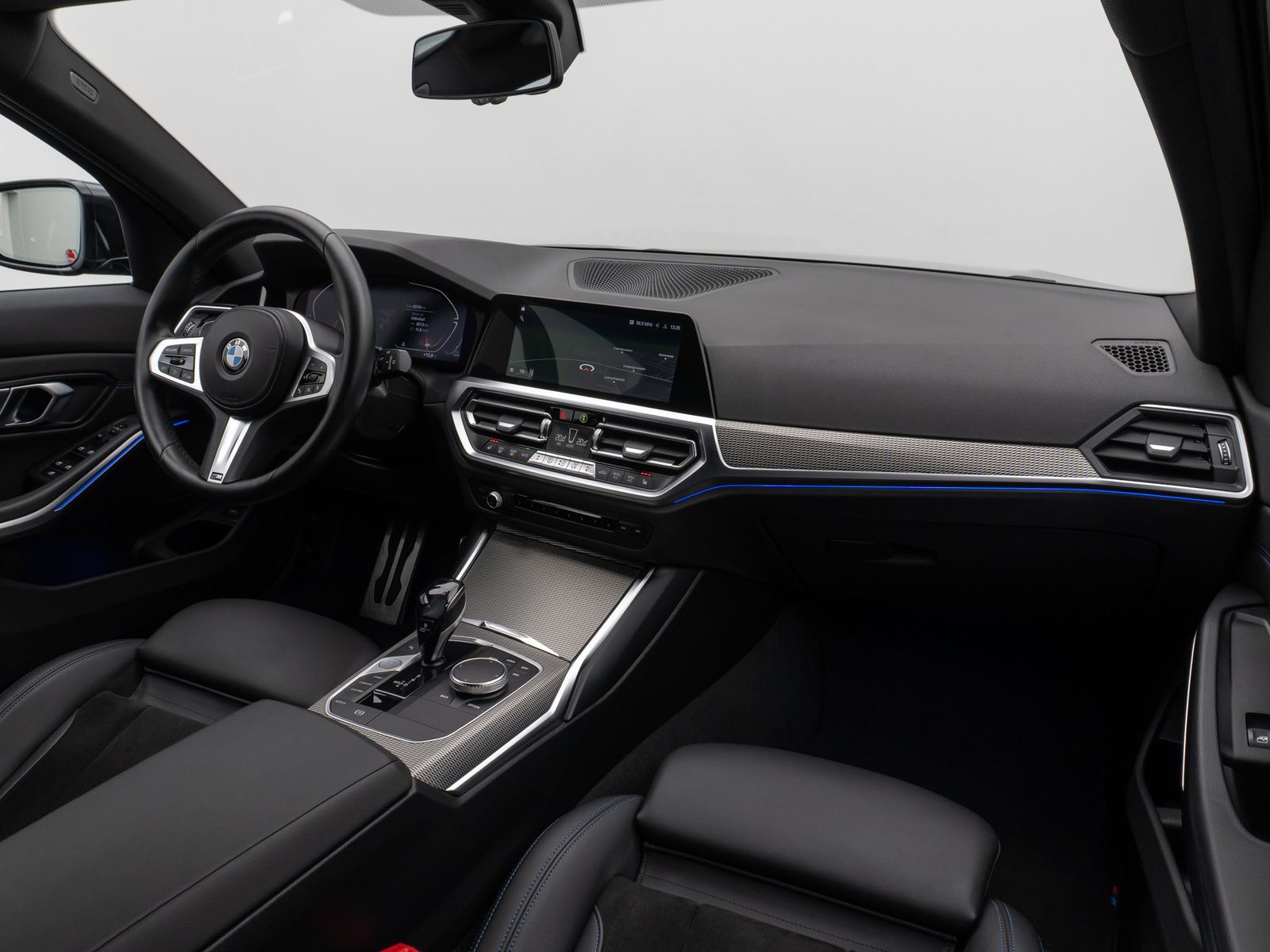 Fahrzeugabbildung BMW 320d M Sport Kamera CockPitPro DAB LED Alarm
