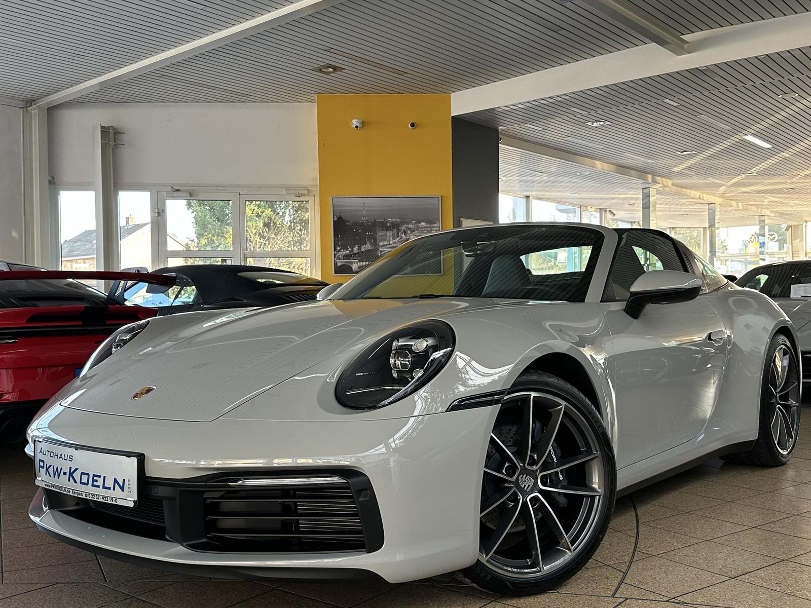 Porsche 992 (911) Targa 4 *PASM*BOSE*SiTZBE*LED*ABGAS*