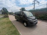 Peugeot Boxer Kombi L1H1 330 2.2 BlueHDi 140 ALLURE - Peugeot Wohnwagen & Wohnmobile
