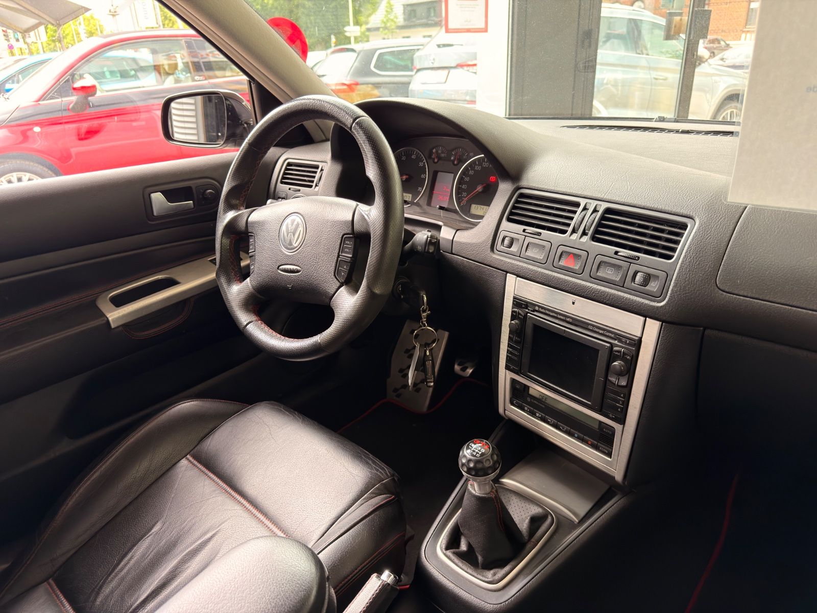 Golf 1.8T GTI *Leder*Navi*R32-Heck*Gewindefahr.*