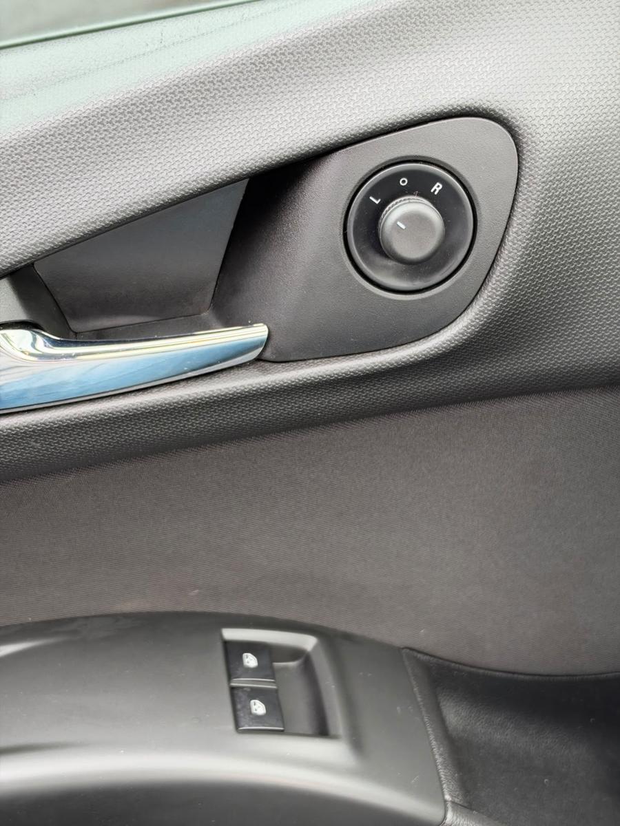 Opel Meriva 2014 — photo 18