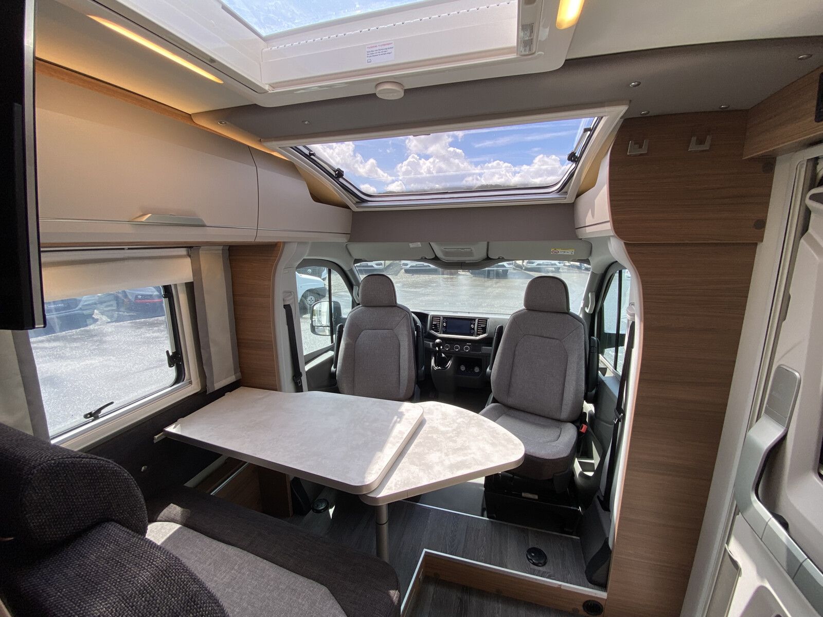 Fahrzeugabbildung Knaus Van TI VW VANSATION 640 MEG