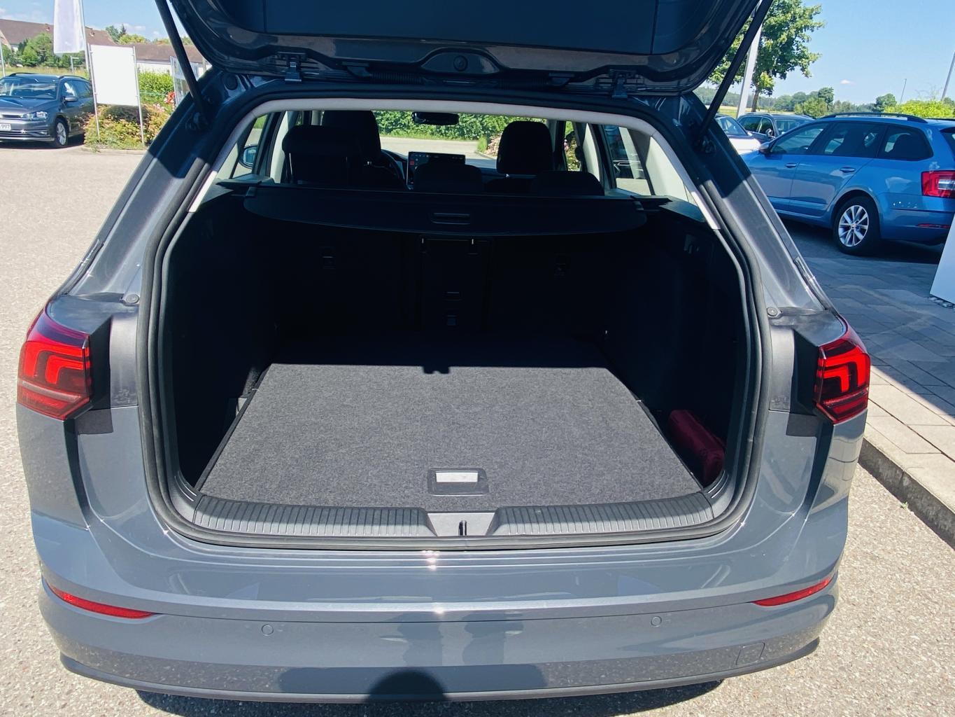 Volkswagen Golf Variant 1.5 eTSI DSG STYLE AHK+APP-CONNECT+, миниатюра 13