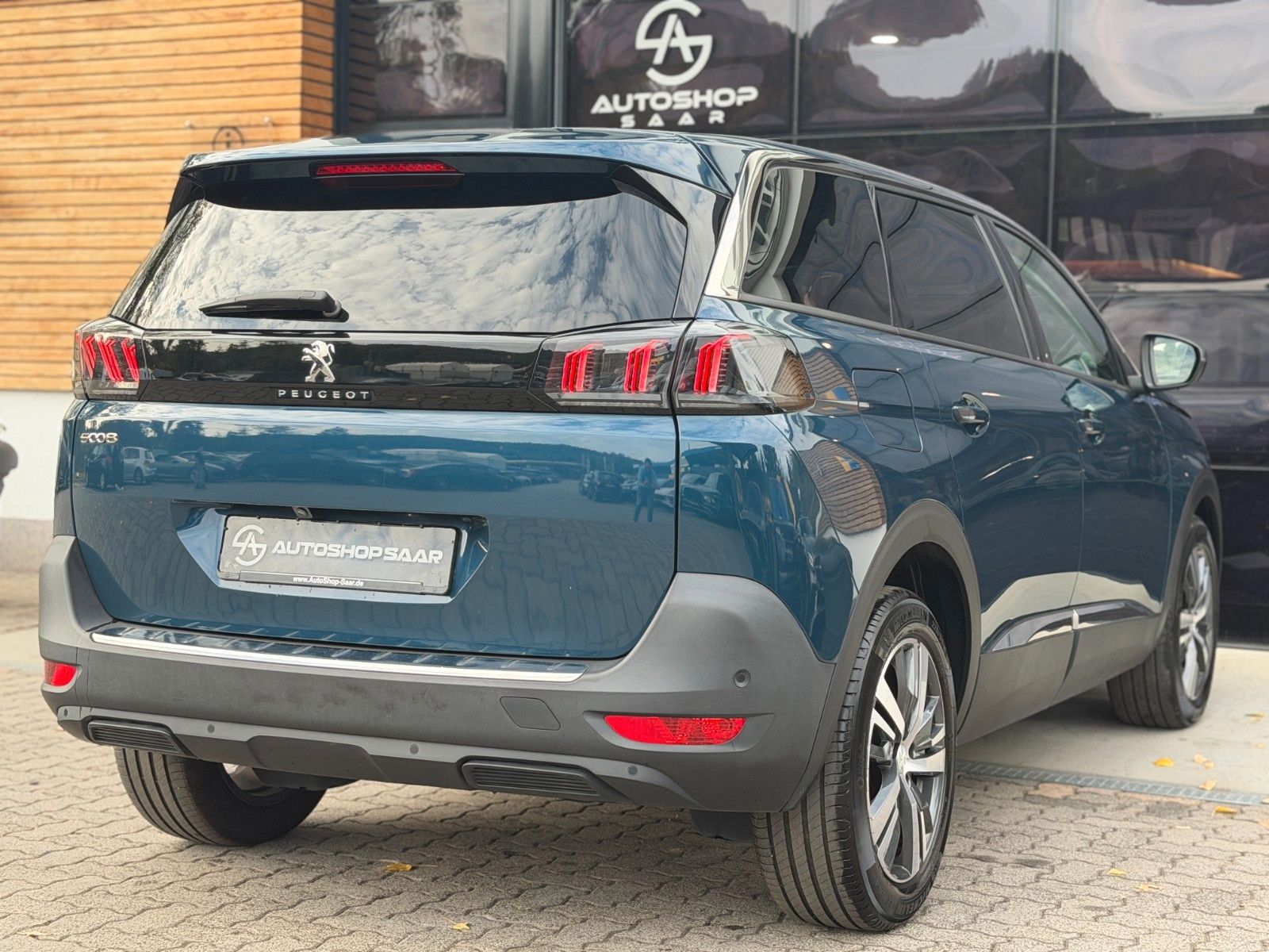 PEUGEOT 5008 5008 Allure 7-Sitzer/1-HAND/CAM/MwSt/SHZ – Ansicht 10