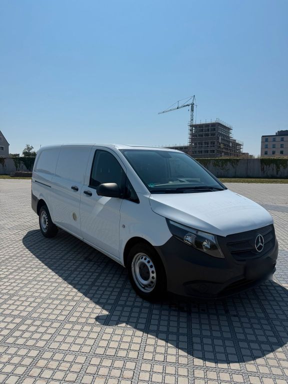 Image of Mercedes-Benz Vito