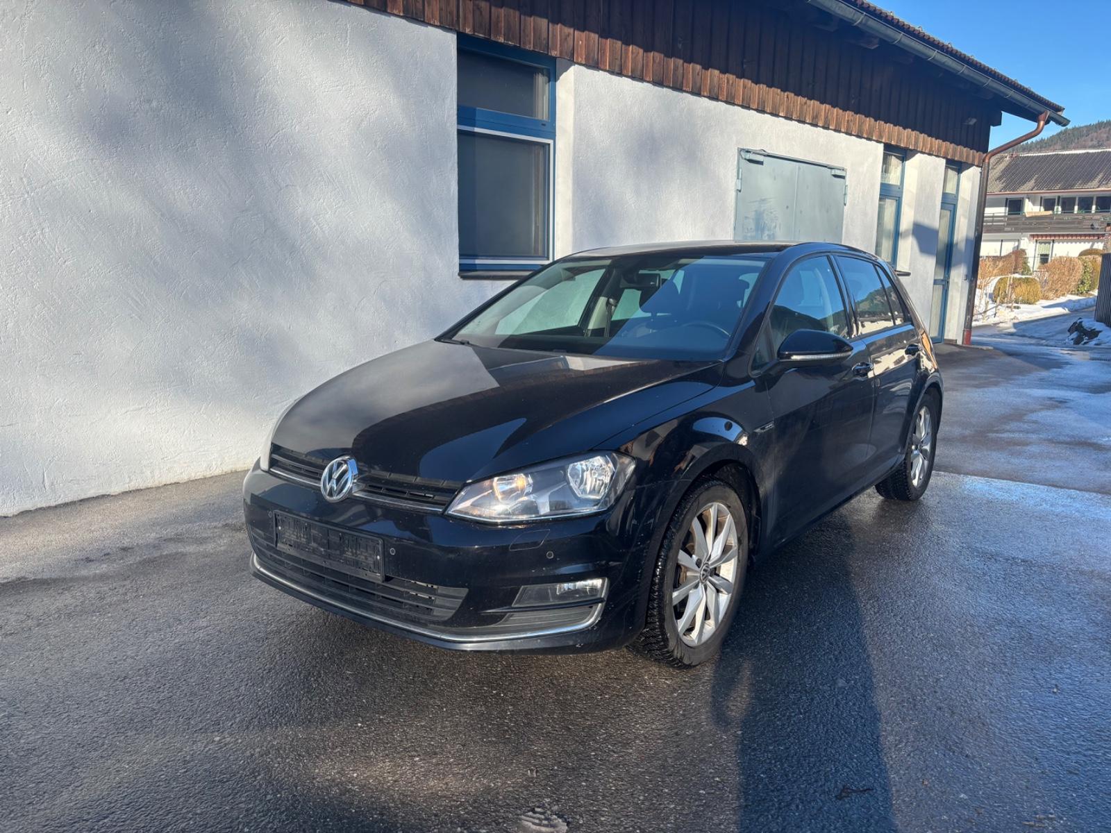 Volkswagen Golf VII Lim. Lounge BMT