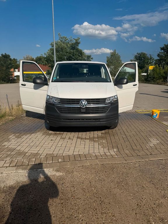 Image of Volkswagen T6 Transporter