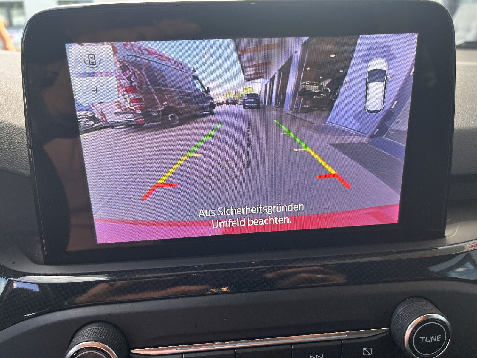Fahrzeugabbildung Ford Focus Turnier ST-Line