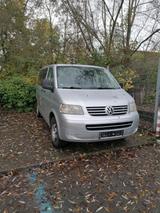 Volkswagen T5 Caravelle 9 sitzer AHK  Klima Tüv 07/2027 LED - gebrauchte VW T5 Caravelle aus dem Jahr 2005