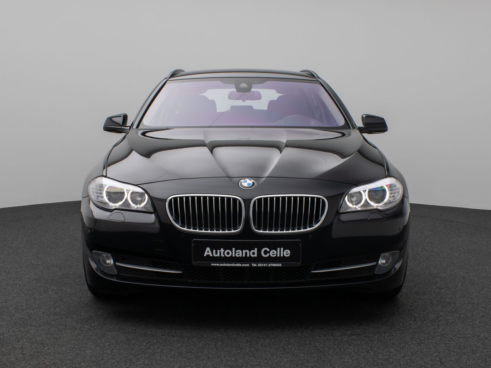 Fahrzeugabbildung BMW 530d HUD HiFi 360°Xenon SoftCl AHK Komfort Sport