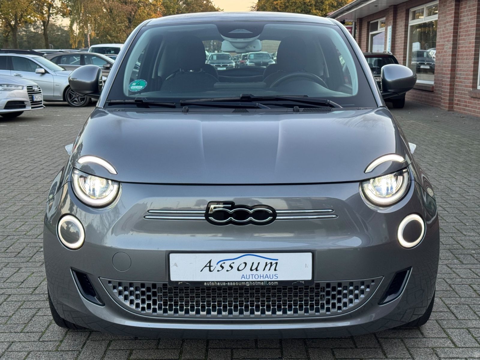 Fiat 500 e Icon/CarPlay/Navi/Kamera/LED/ACC imagem 2