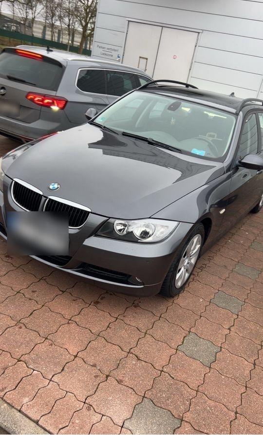 BMW 320